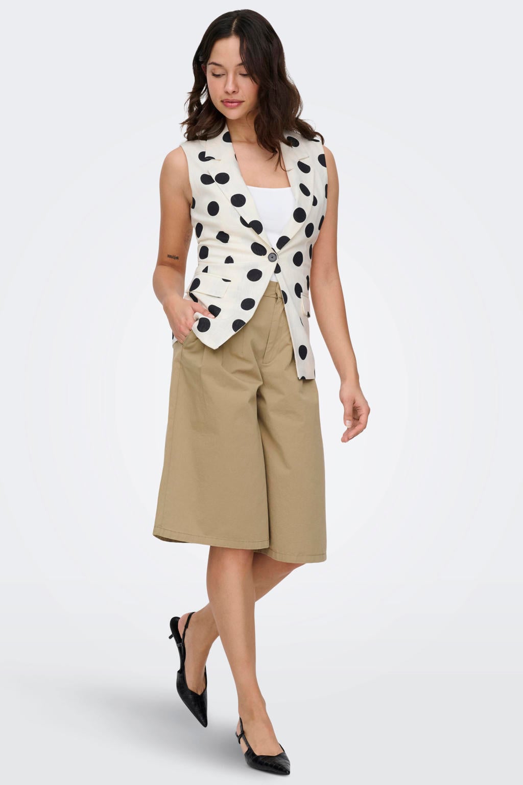 Ecru en zwarte dames ONLY regular blazer van modal met effen, reverskraag en knoopsluiting
