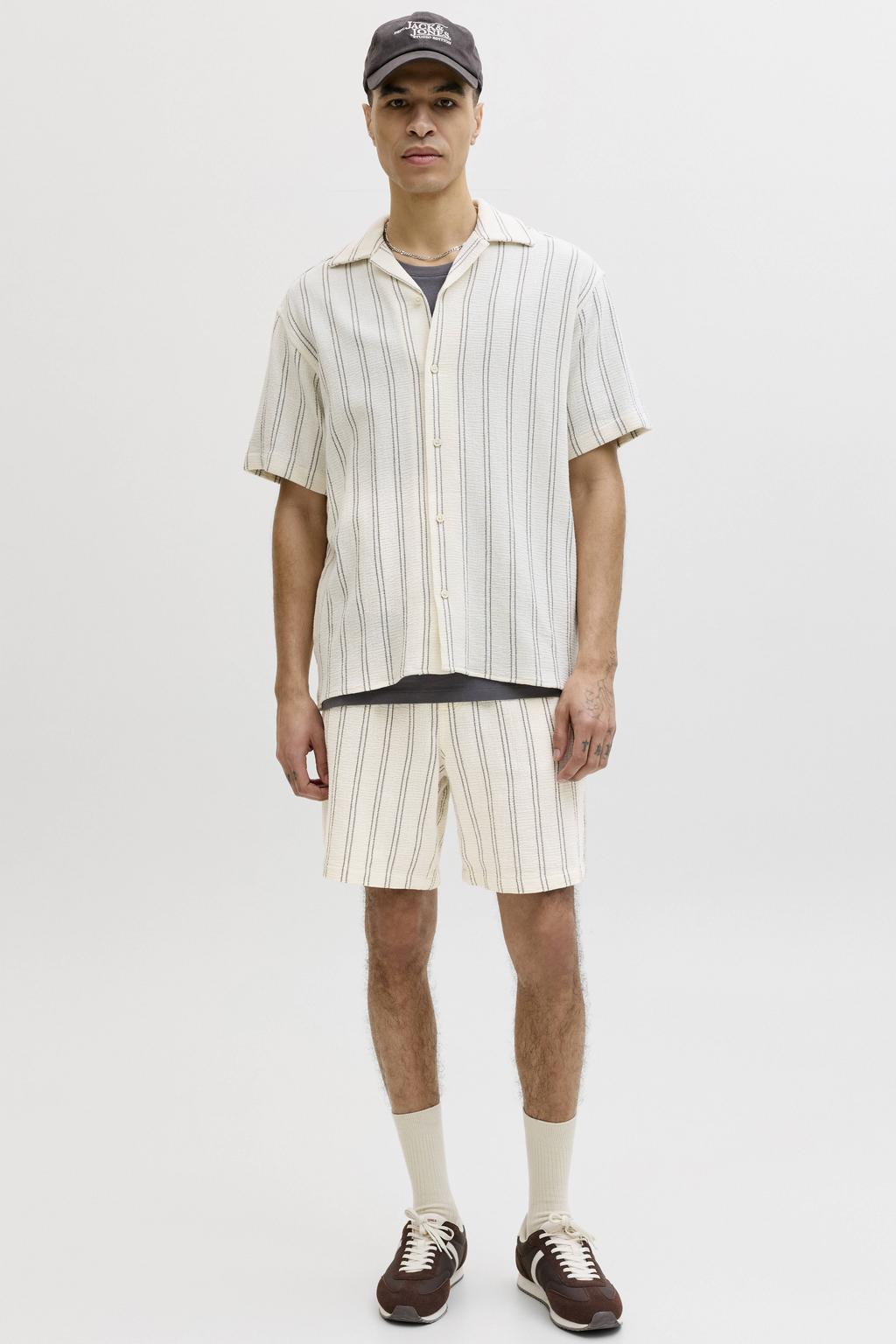 JACK & JONES PANTS STUDIO JPSTJAIDEN relaxed gestreepte casual short gebreid ecru