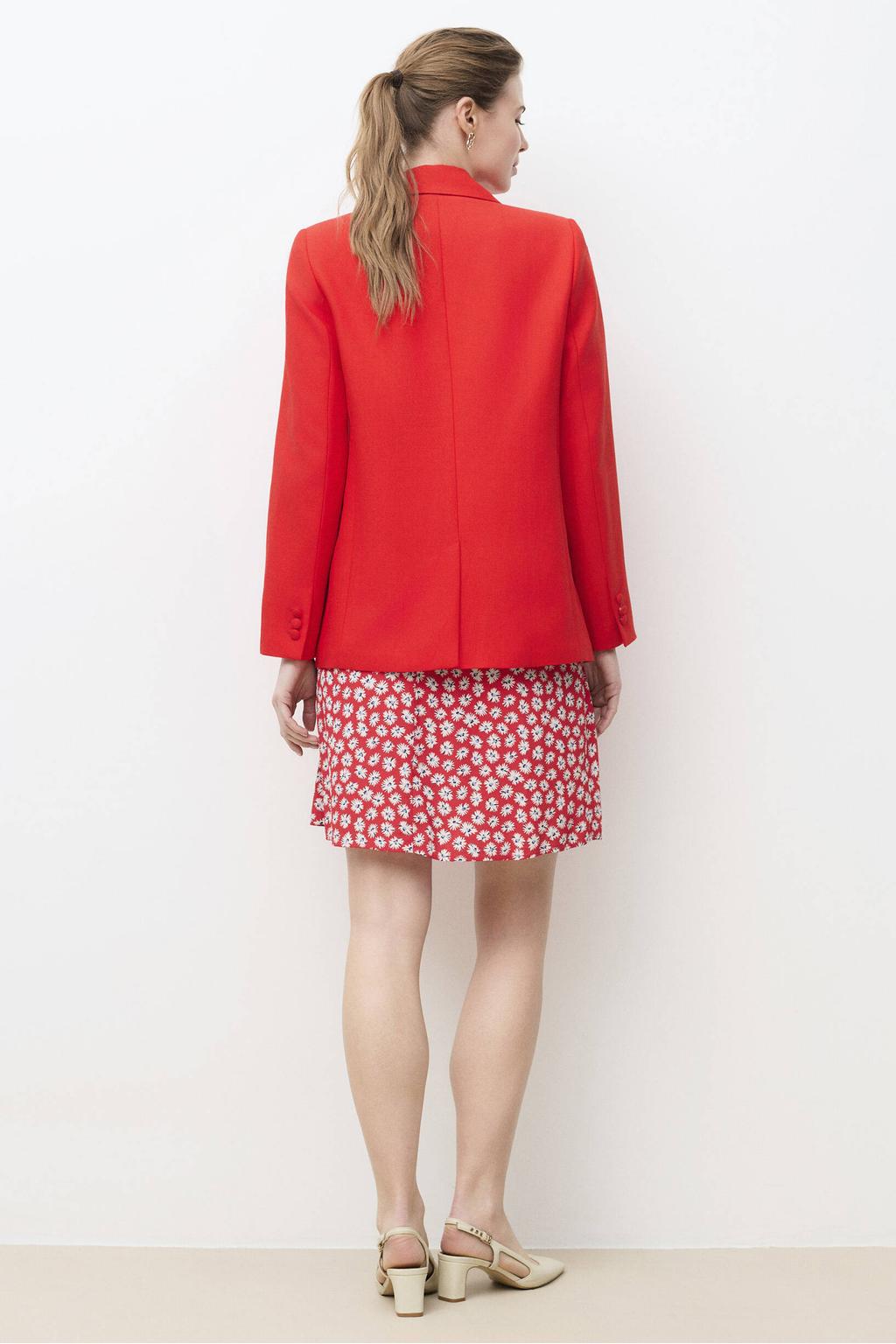 Rode dames Caroll getailleerde blazer van linnen met effen, lange mouwen, reverskraag en knoopsluiting