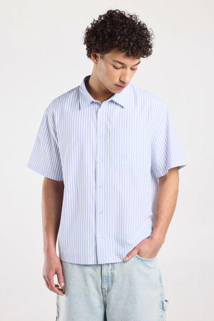 relaxed gestreept casual overhemd wit