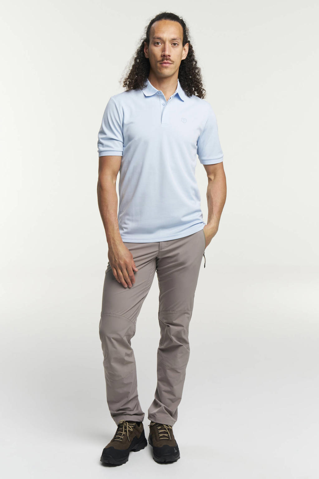 Lichtblauwe heren Tenson outdoor polo met korte mouwen, klassieke kraag en knoopsluiting