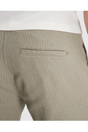 thumbnail: Cast Iron regular chino short met linnen groen