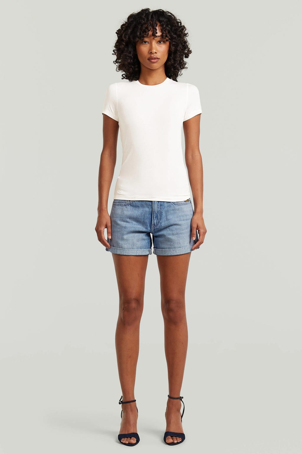 Medium blue denim dames G-STAR regular waist short van denim met rits- en knoopsluiting en effen