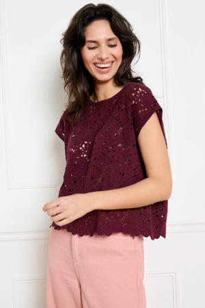 top donkerrood crochet