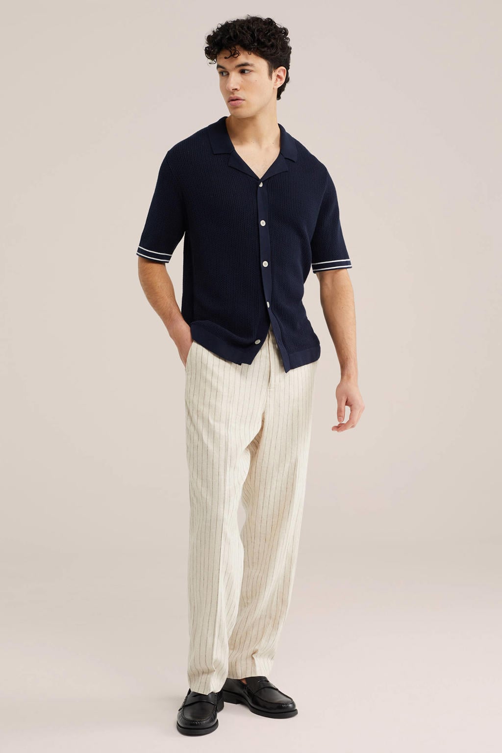 Donkerblauwe heren WE Fashion casual overhemd gebreid van katoen met effen, korte mouwen, polo kraag en knoopsluiting