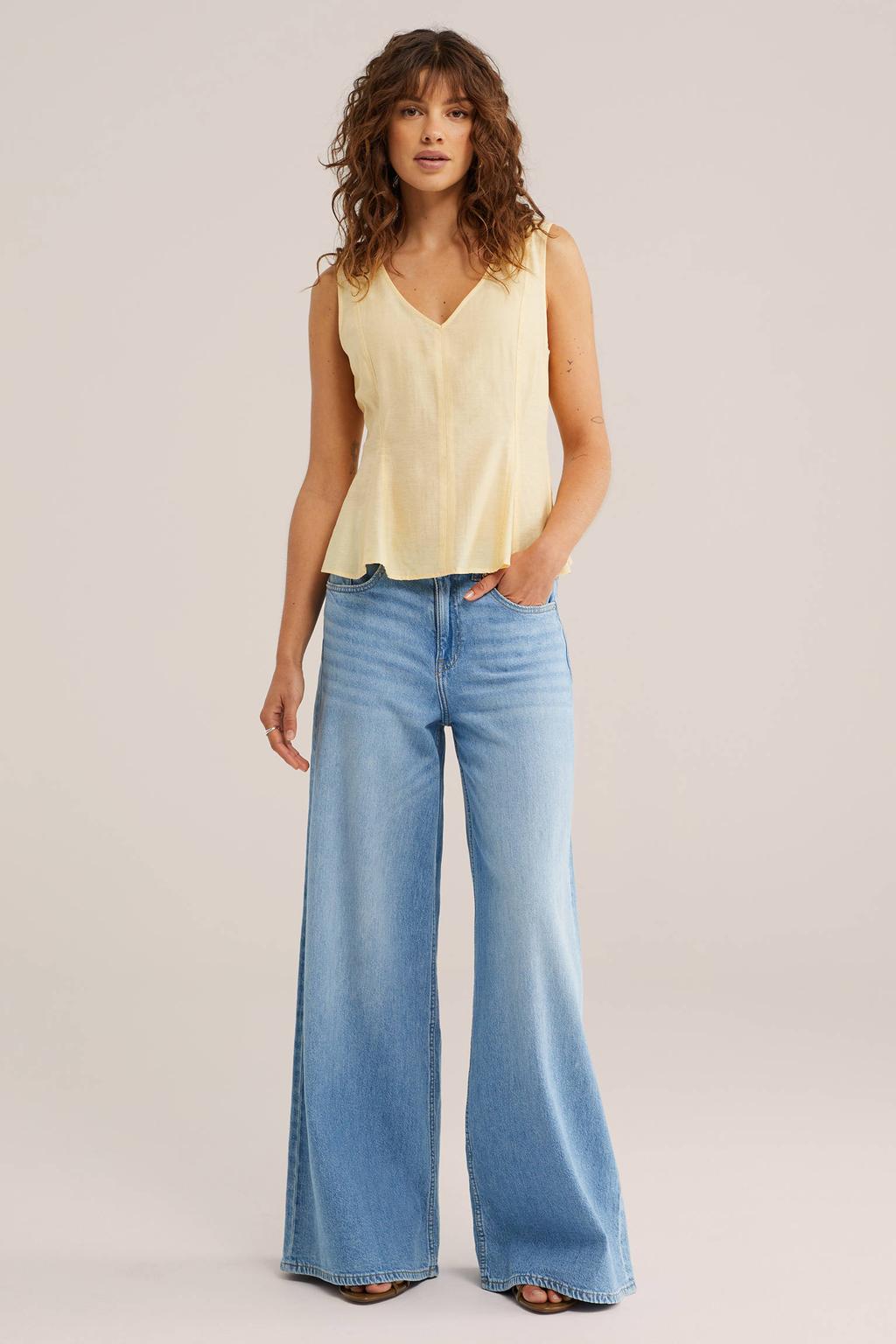 Lichtgele dames WE Fashion peplum top van viscose met effen en V-hals