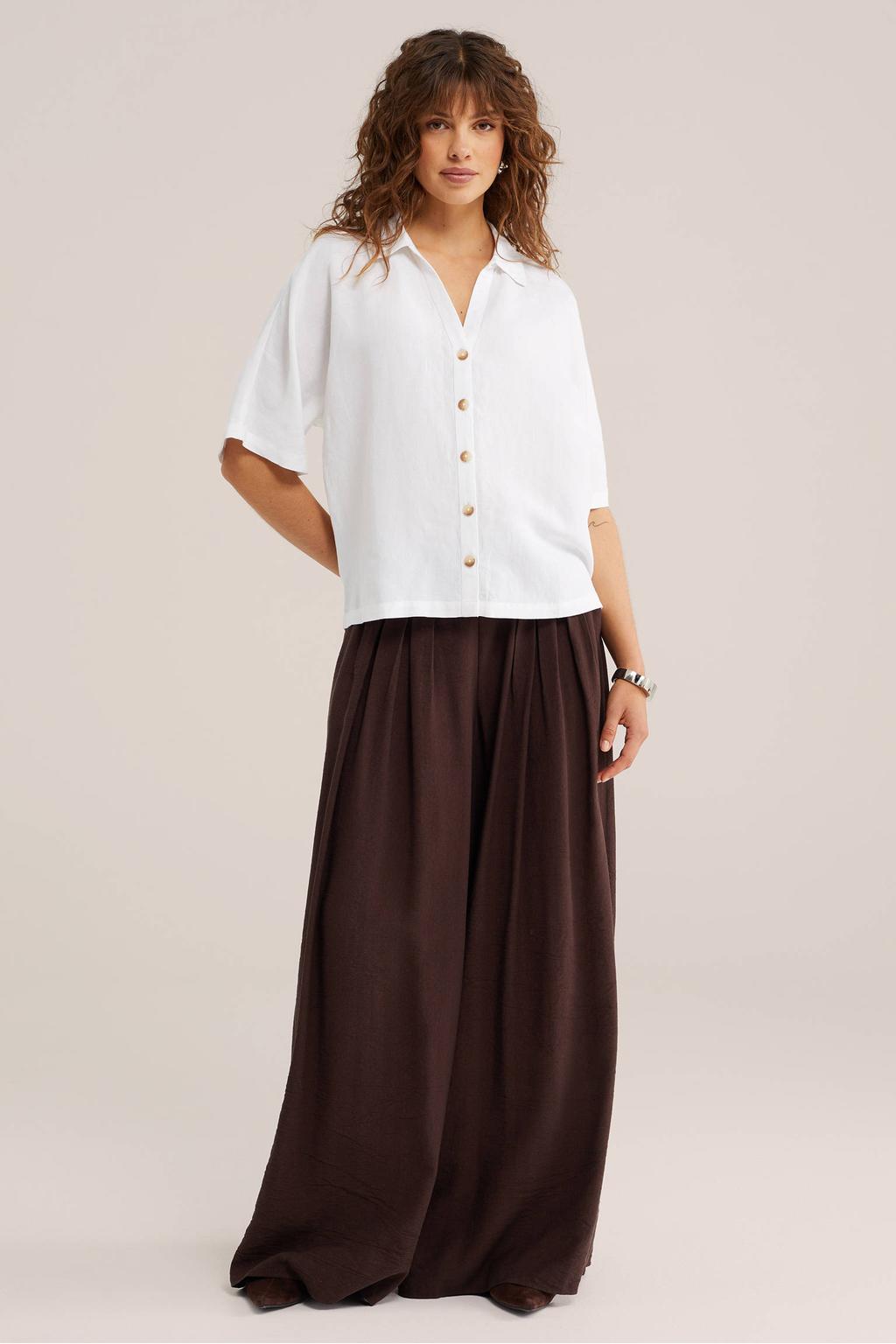 Witte dames WE Fashion blouse van viscose met effen, korte mouwen, klassieke kraag en knoopsluiting