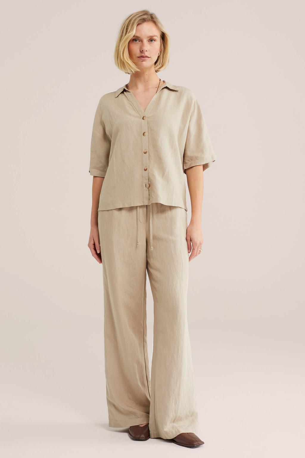 Beige dames WE Fashion blouse van viscose met effen, korte mouwen, klassieke kraag en knoopsluiting