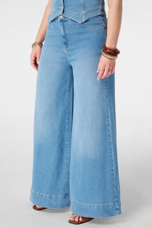 wide leg jeans light blue denim