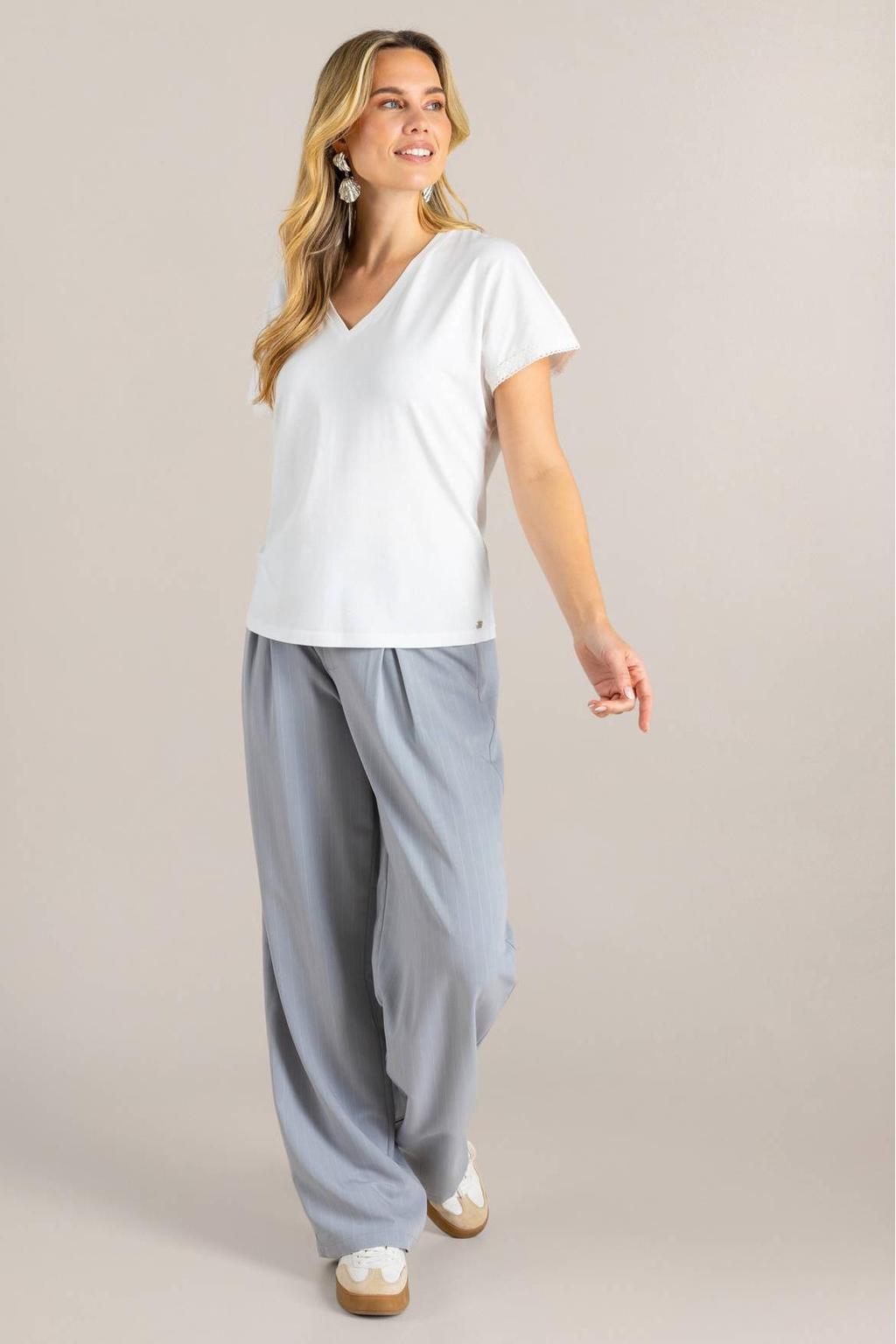 Ecru dames Ivy Beau top van modal met effen, korte mouwen, V-hals en broderie