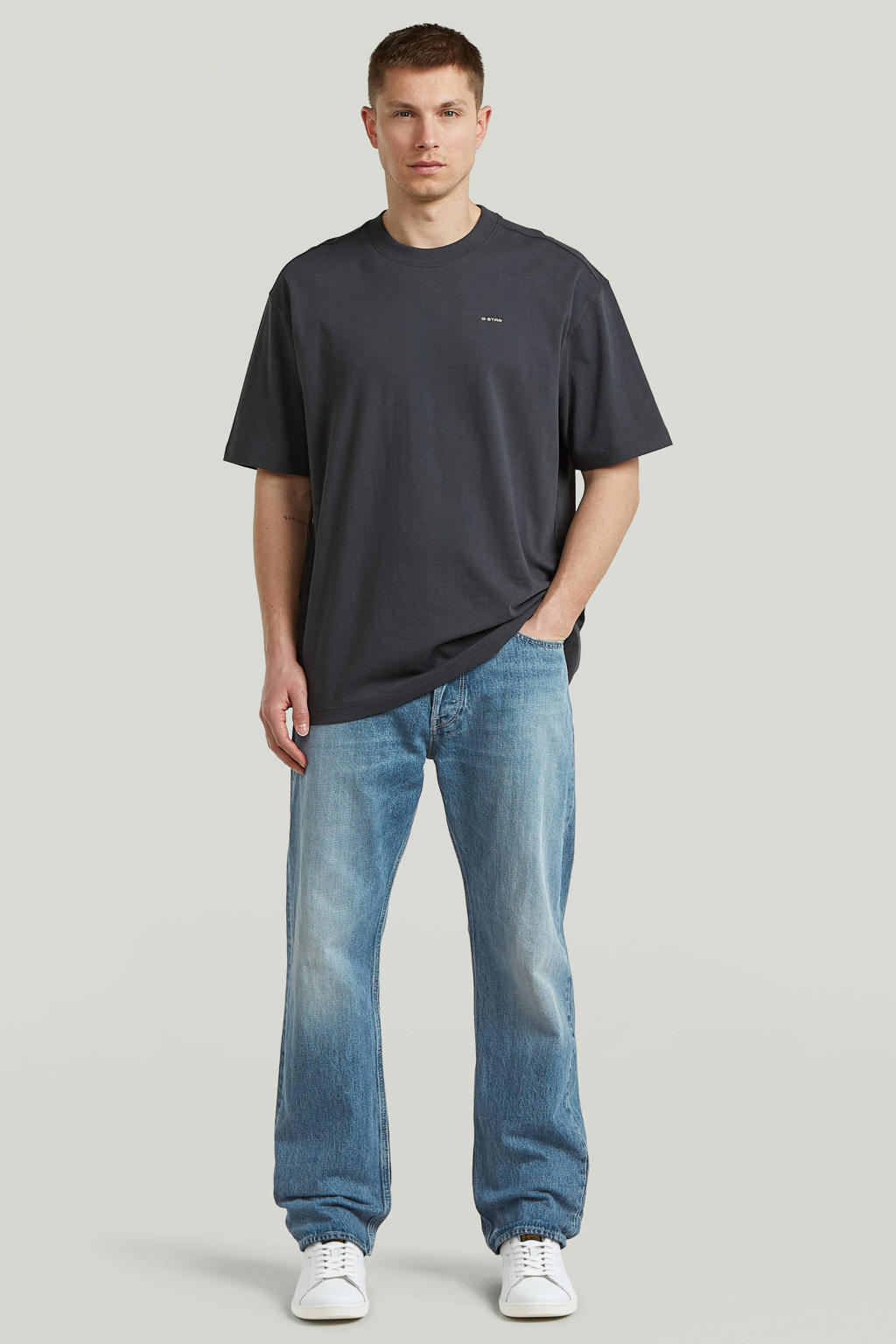 Grijze heren G-STAR relaxed T-shirt van katoen met backprint, korte mouwen en ronde hals