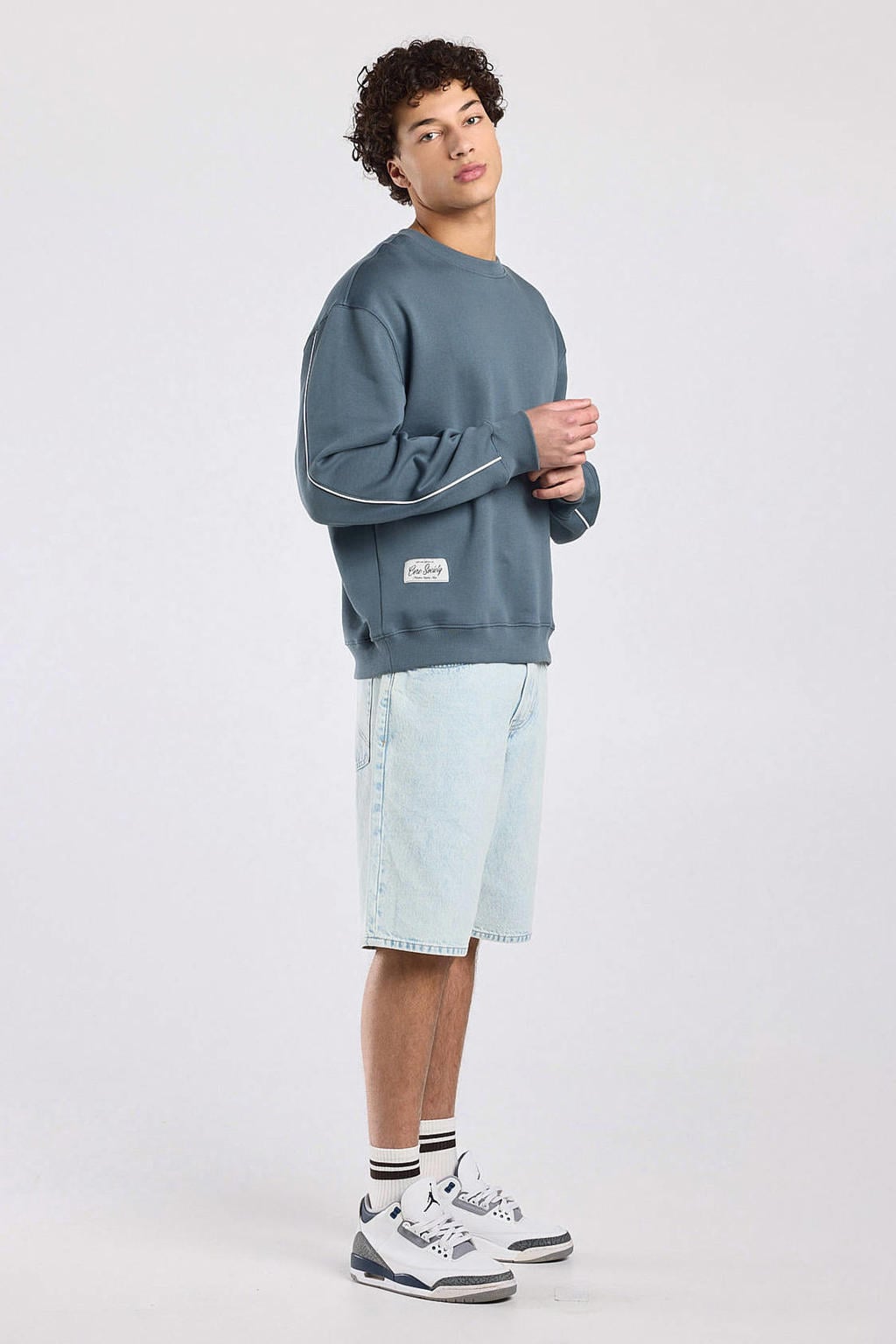 America Today sweater blauw