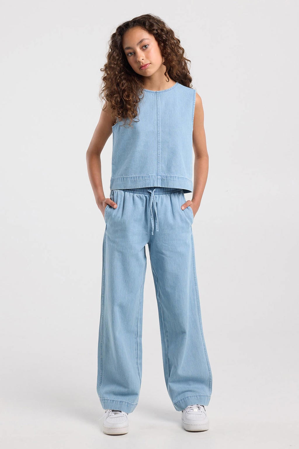 Light blue denim meisjes America Today mouwloze top van denim met effen, ronde hals en ritssluiting