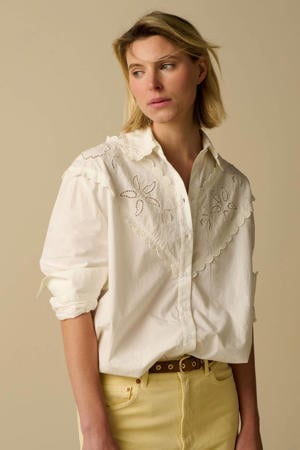blouse wit broderie