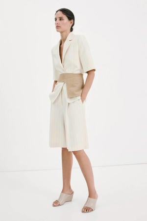 straight regular waist bermuda short met krijtstreep ecru