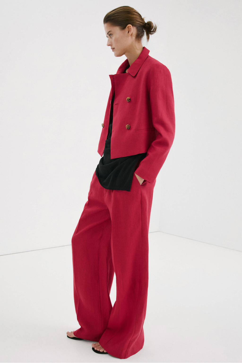 Rode dames Mango wide leg regular waist pantalon van linnen met rits, haak- en knoopsluiting en effen