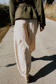 thumbnail: Mango barrel regular waist gestreepte broek beige