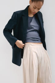 thumbnail: Mango barrel regular waist gestreepte broek beige