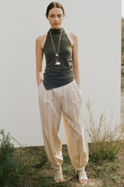 thumbnail: Mango asymmetrische top groen