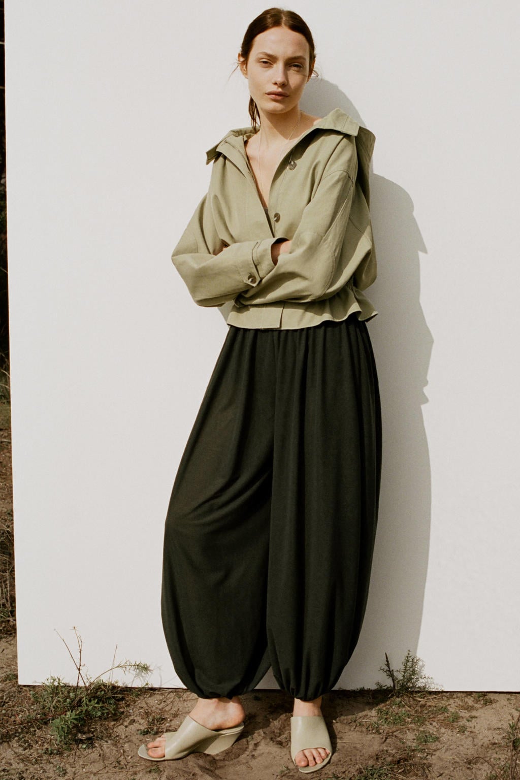 Donkergroene dames Mango barrel regular waist casual broek van polyester met elastische tailleband met koord en effen
