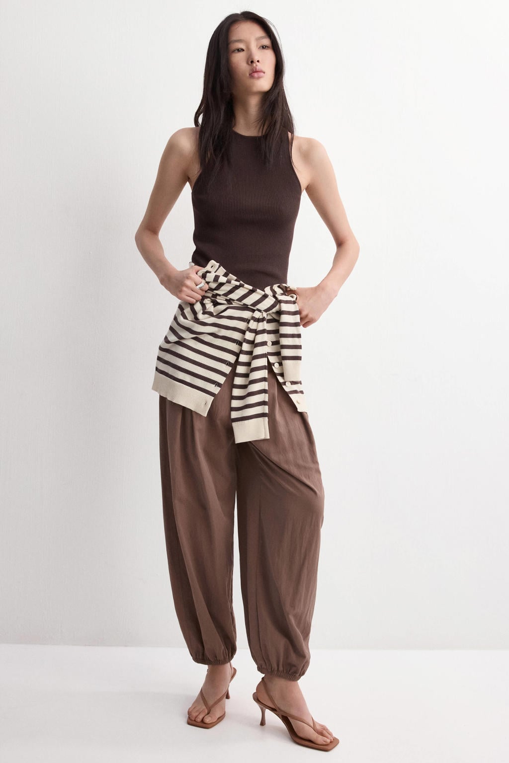 Donkerblauwe dames Mango top rib gebreid met effen en halterkraag