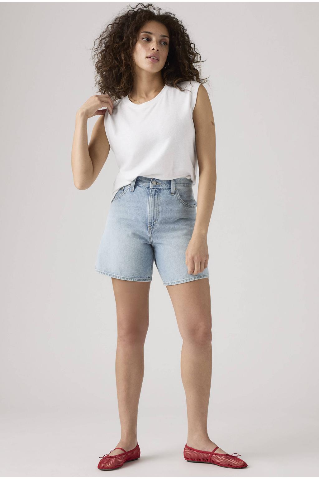 Light blue denim dames Levi's high waist short van denim met loose fit en rits- en knoopsluiting