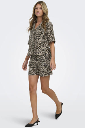 regular high waist casual short met panterprint bruin