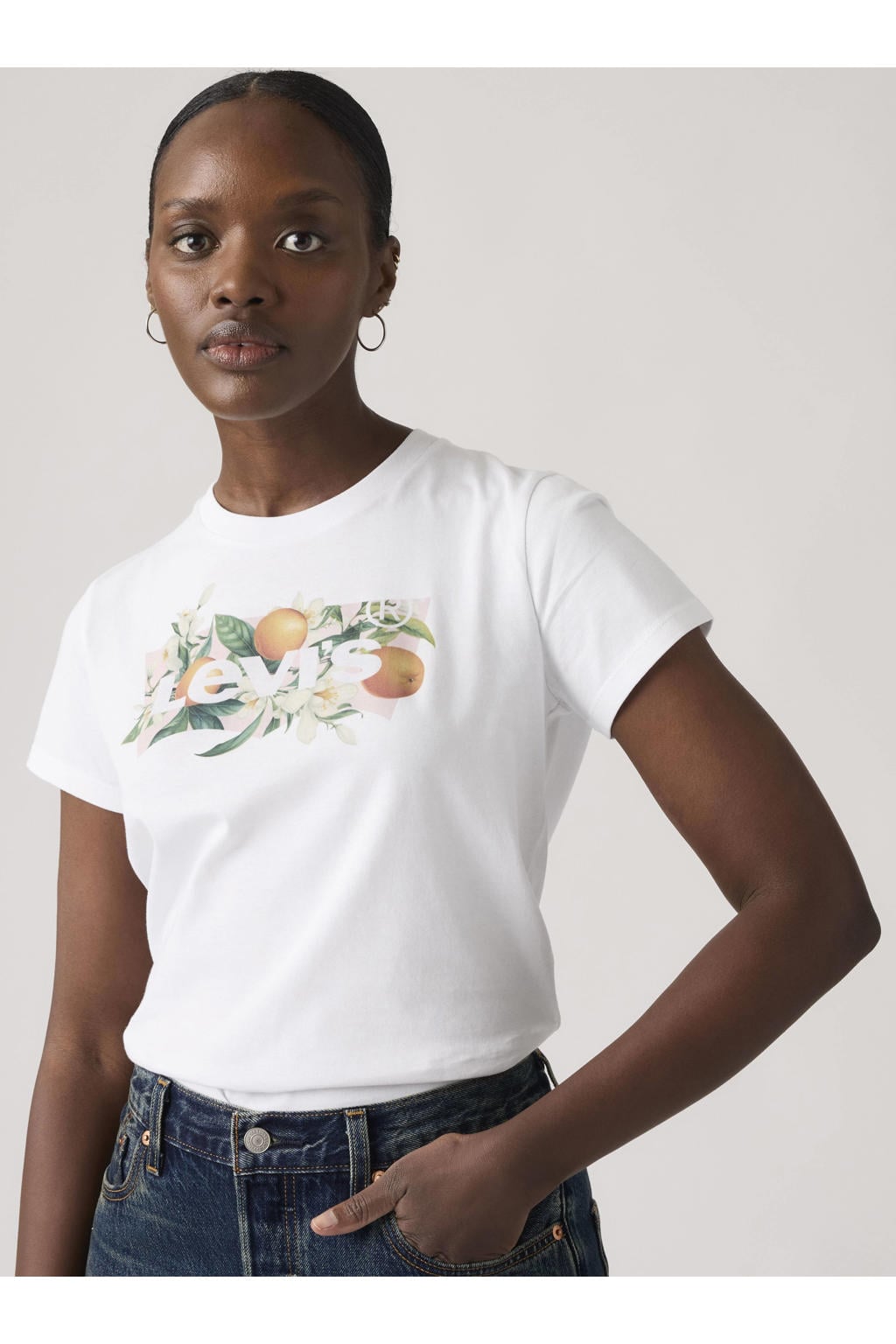 Witte dames Levi's T-shirt van katoen met logo dessin, korte mouwen en ronde hals