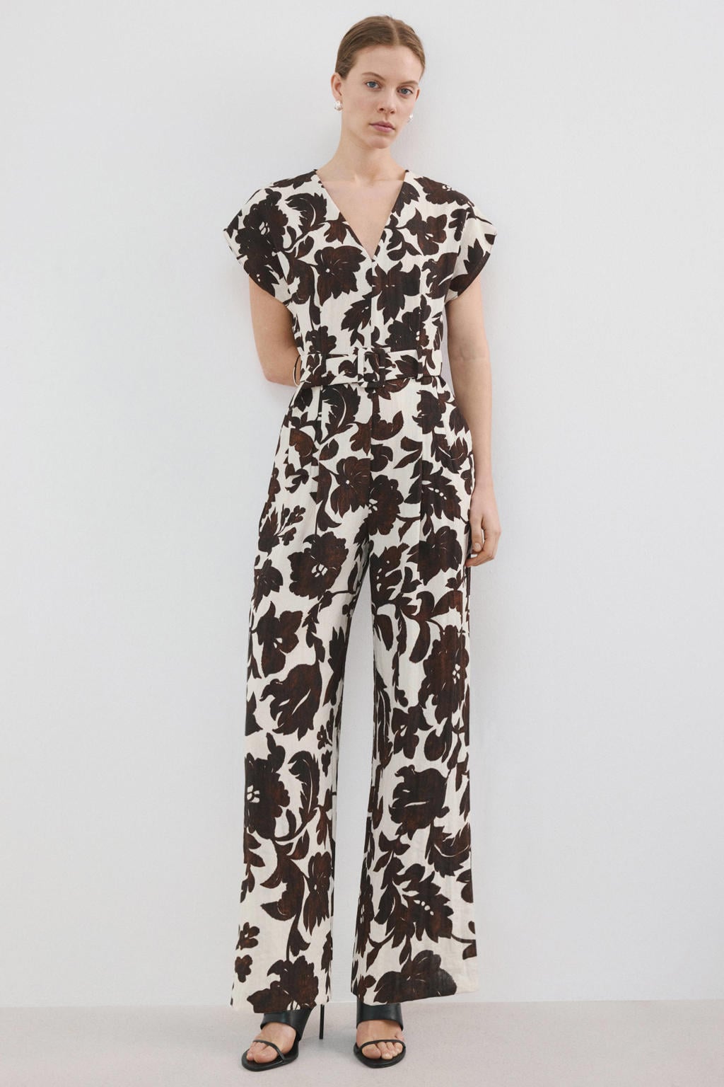 Mango gebloemde jumpsuit ecru/bruin