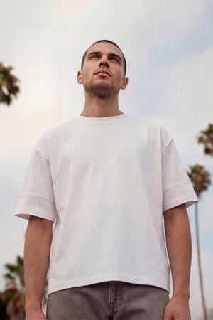 relaxed T-shirt wit
