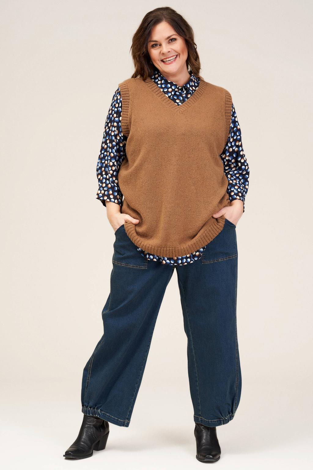 Dark blue denim dames Gozzip high waist barrel broek van denim met rits- en knoopsluiting en effen