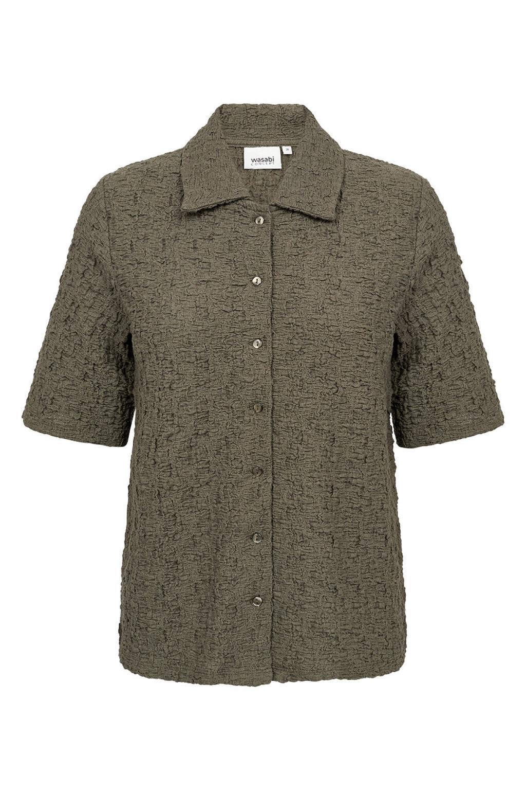 Olijfgroene dames Wasabiconcept top Plus Size met effen, korte mouwen en klassieke kraag