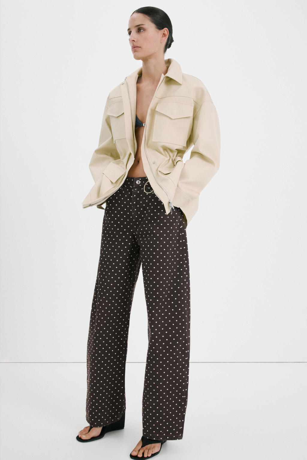 Bruin en witte dames Mango barrel jeans van denim met regular waist, rits- en knoopsluiting en stippenprint