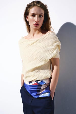 top beige