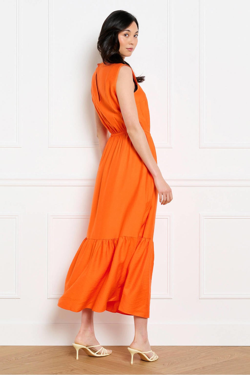 Oranje dames LOLALIZA maxi jurk van viscose met effen en ronde hals