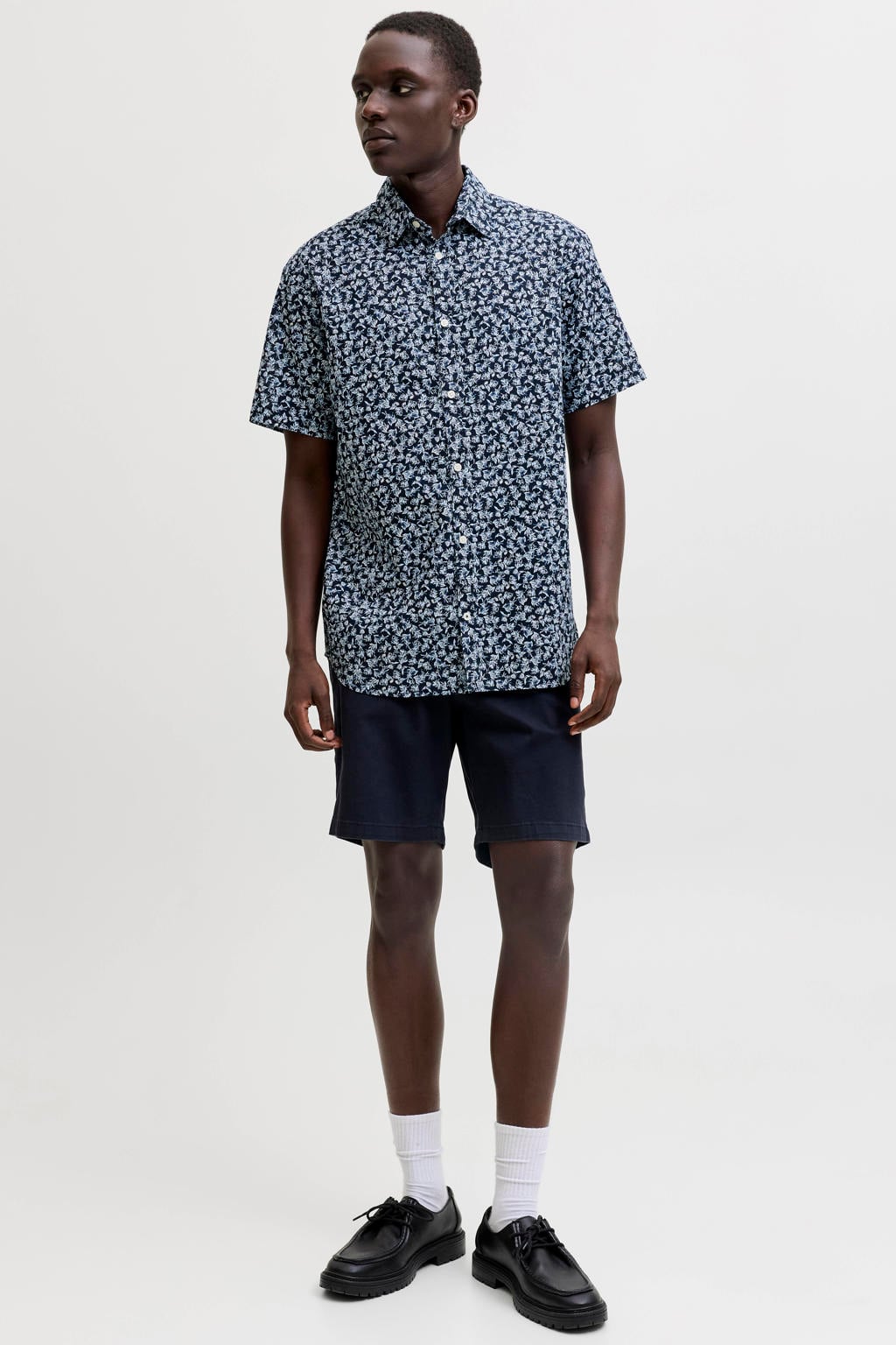 Donkerblauwe heren JACK & JONES PREMIUM regular casual overhemd van linnen met korte mouwen, klassieke kraag en knoopsluiting
