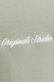 thumbnail: JACK & JONES ORIGINALS relaxed T-shirt en sweatshort lichtgroen - (set van 2)