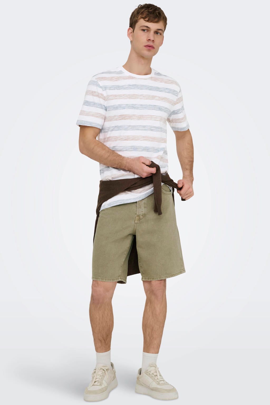 Multikleurige heren ONLY & SONS relaxed gestreept T-shirt van katoen met korte mouwen en ronde hals
