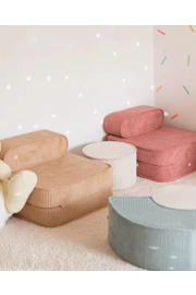thumbnail: Wigiwama Roze Mousse Flipstoel