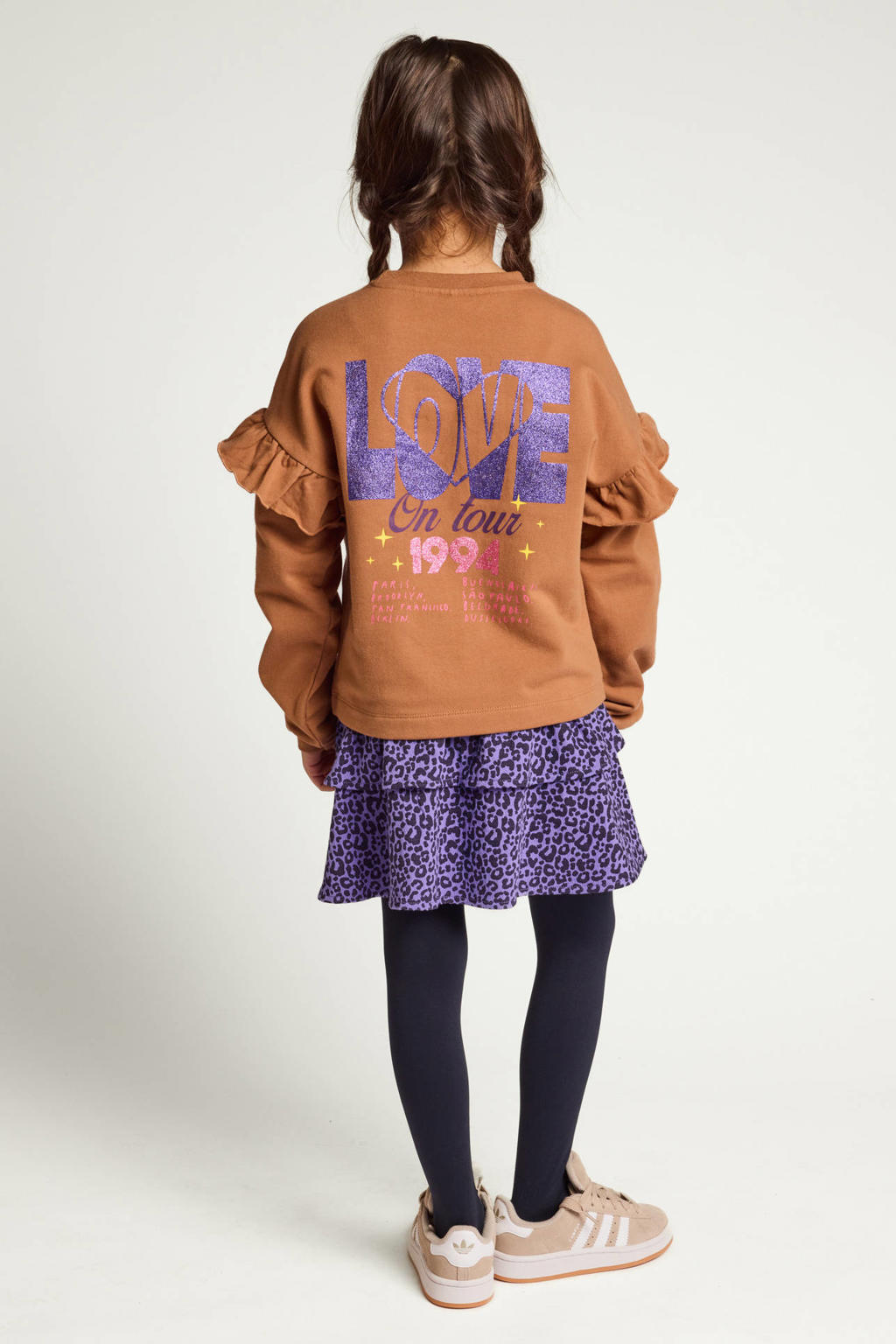 Bruine meisjes LOOXS little boxy sweater en met backprint, lange mouwen, ronde hals en ruches