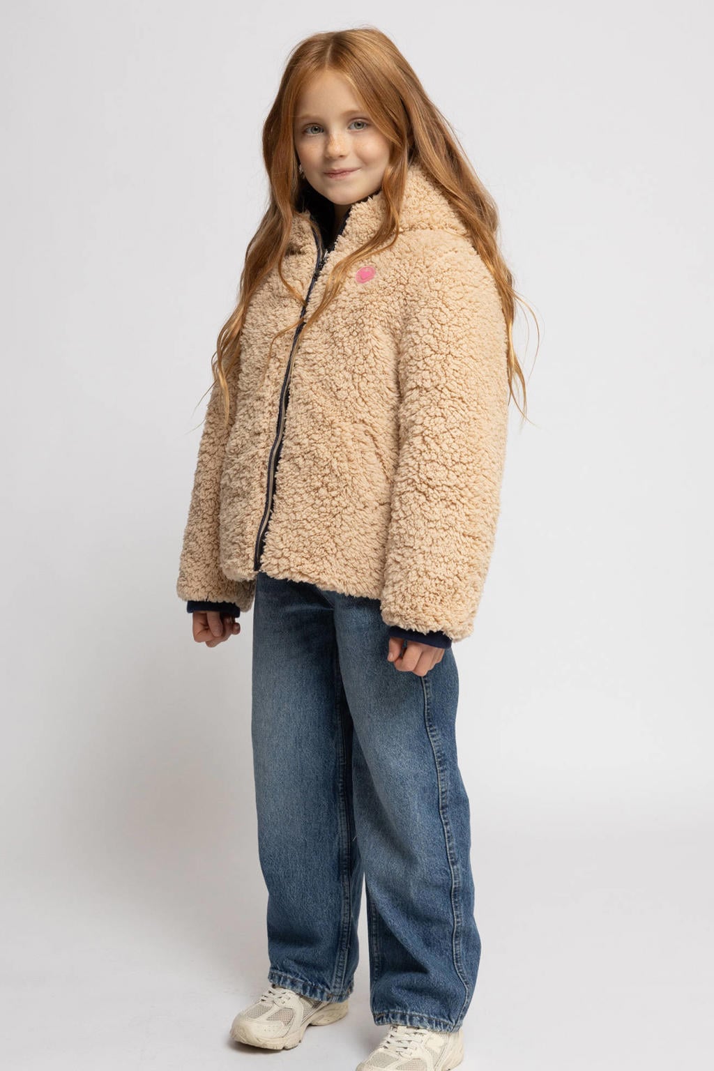 Donkerblauw en lichtbruine meisjes LOOXS little teddy winterjas met effen, lange mouwen, capuchon, ritssluiting en reflecterende details