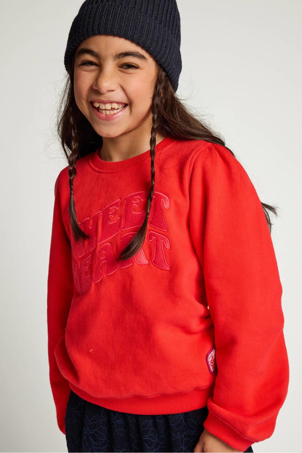 Rode meisjes LOOXS little rechtvallende sweater met tekst print, lange mouwen, ronde hals en geribde boorden