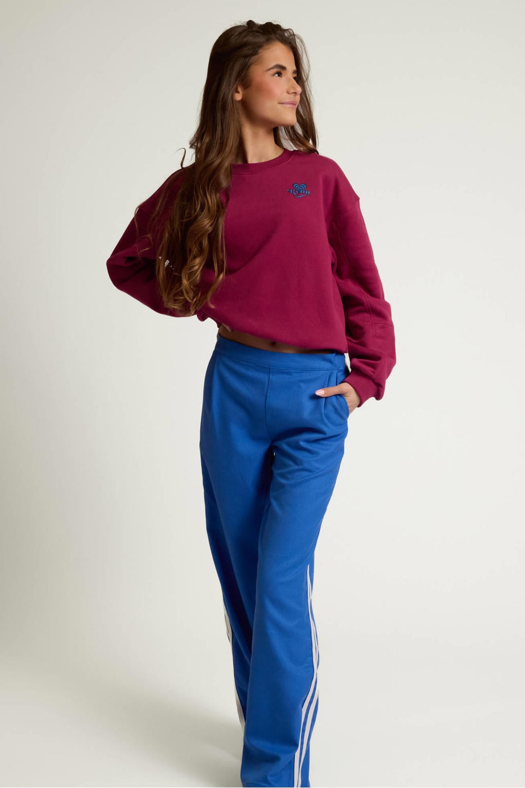 Donkerrode meisjes LOOXS 10sixteen rechtvallende sweater met backprint, lange mouwen, ronde hals en geribde boorden