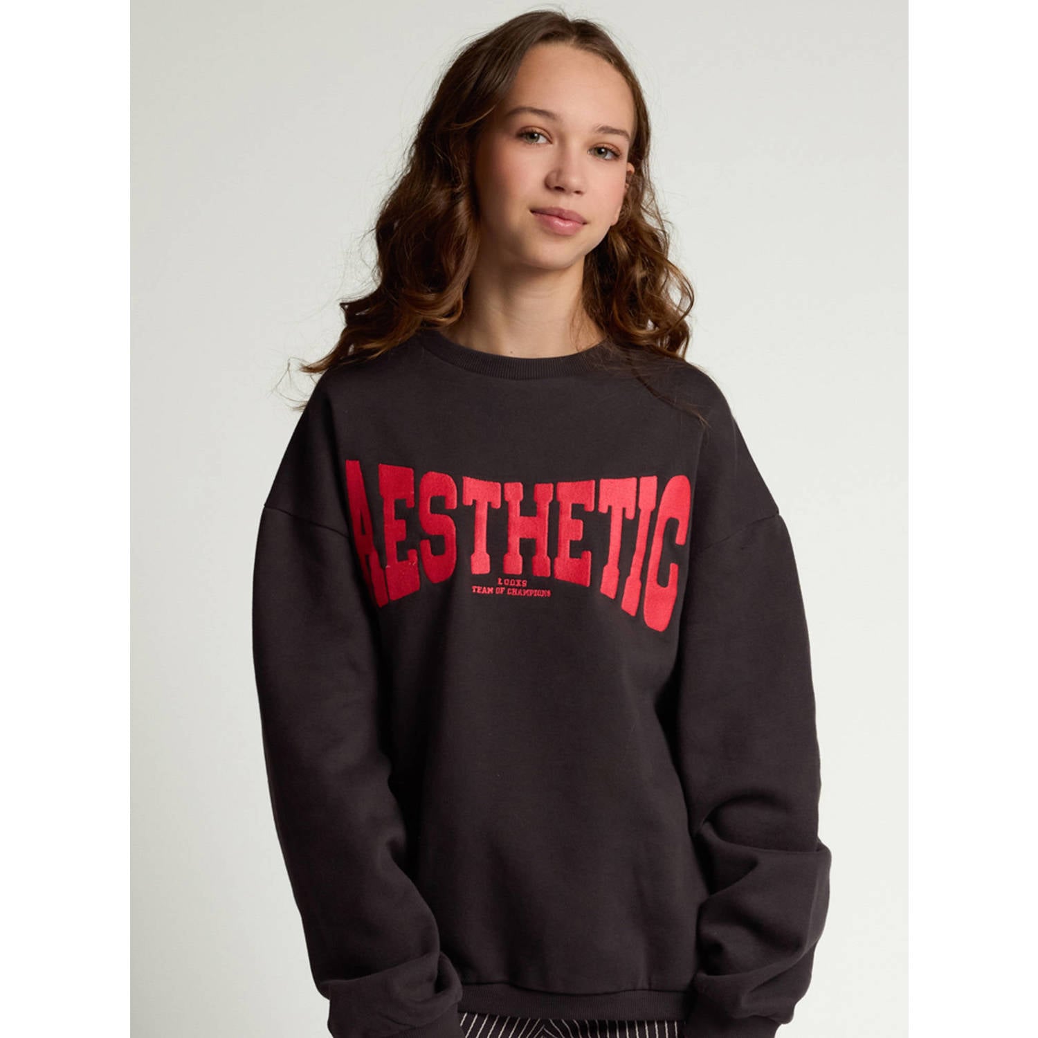 LOOXS 10sixteen oversized sweater met borduursels antraciet