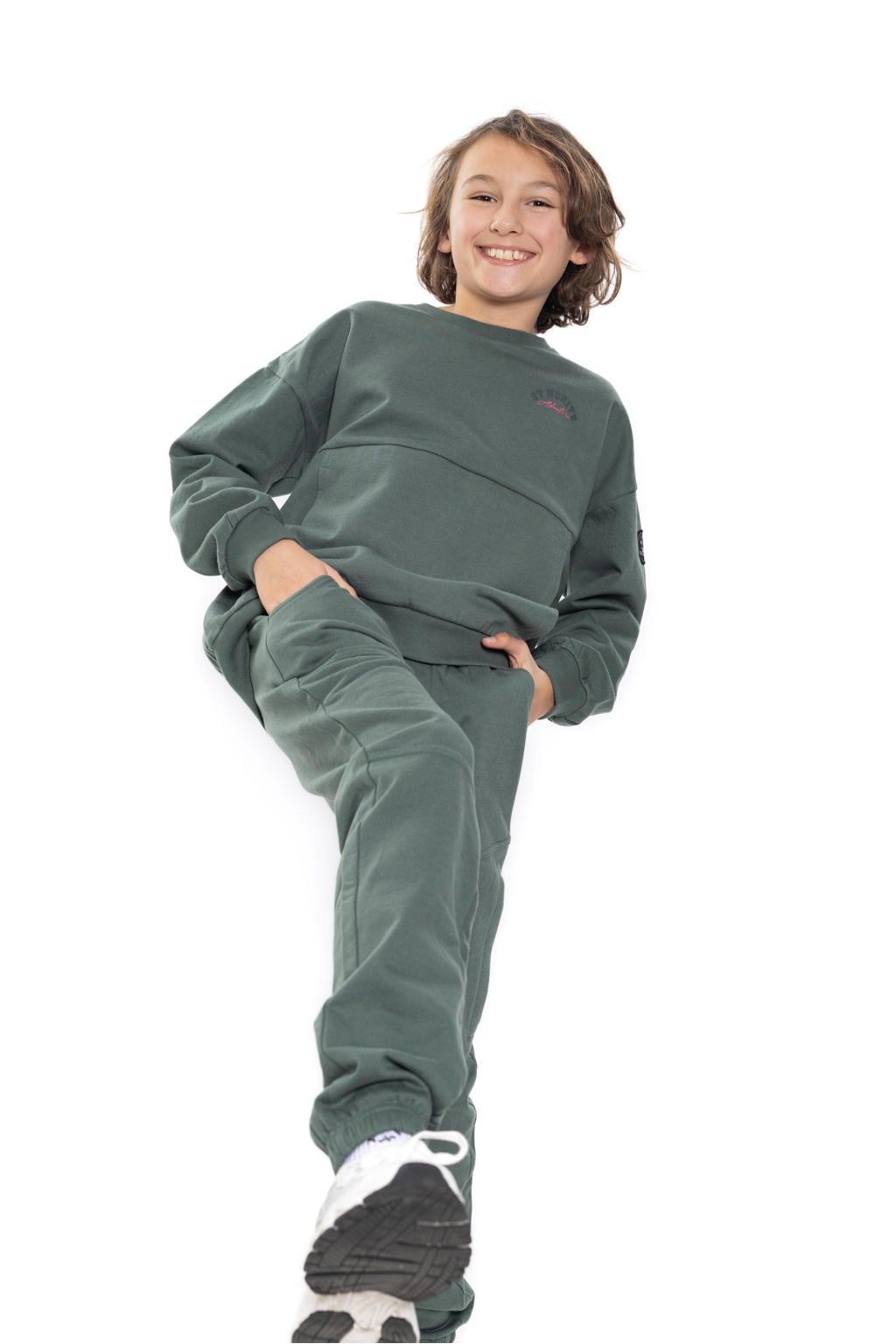 Groene jongens No Way Monday loose fit joggingbroek van katoen met regular waist, elastische tailleband met koord en effen