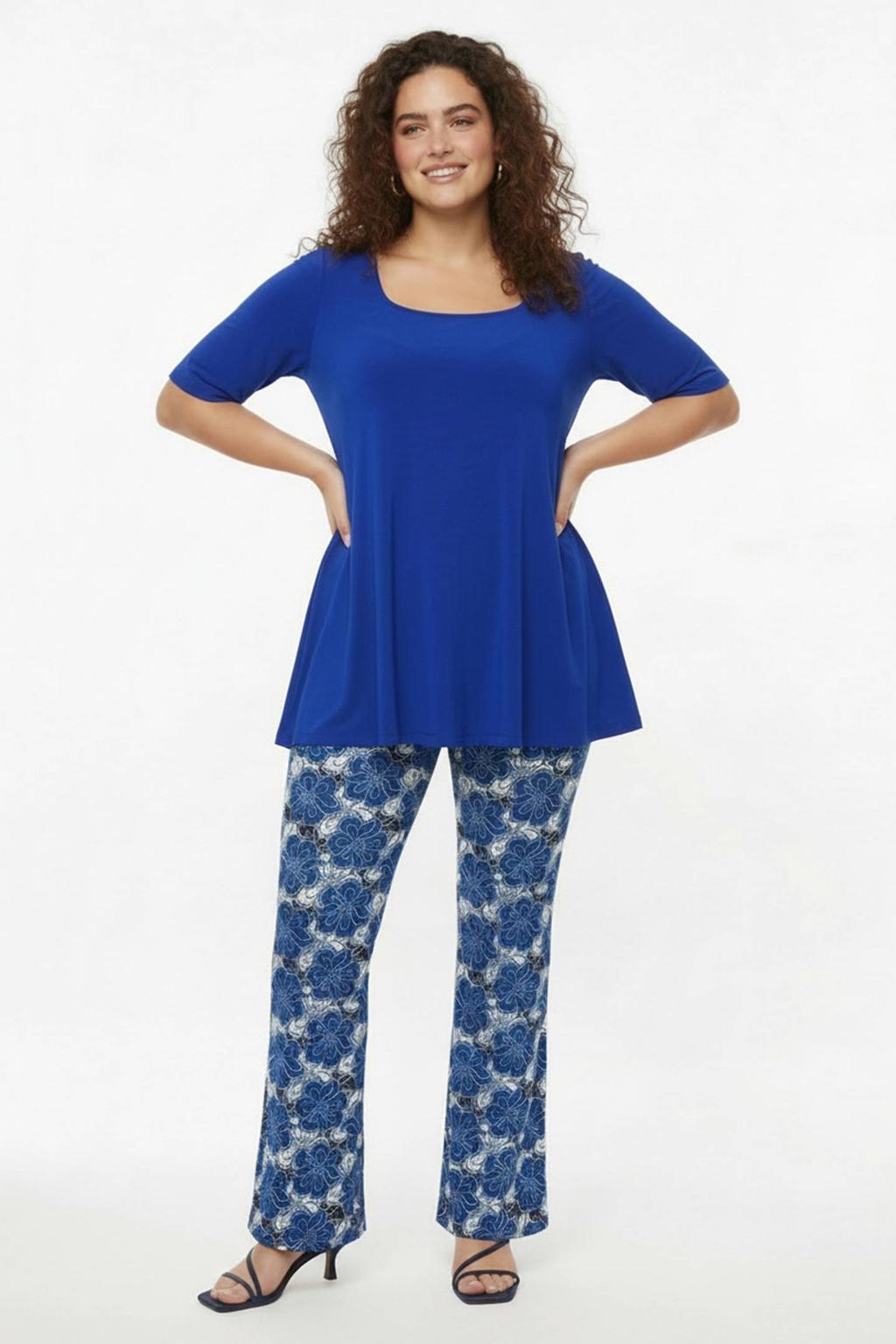 YOEK regular waist gebloemde flared broek blauw