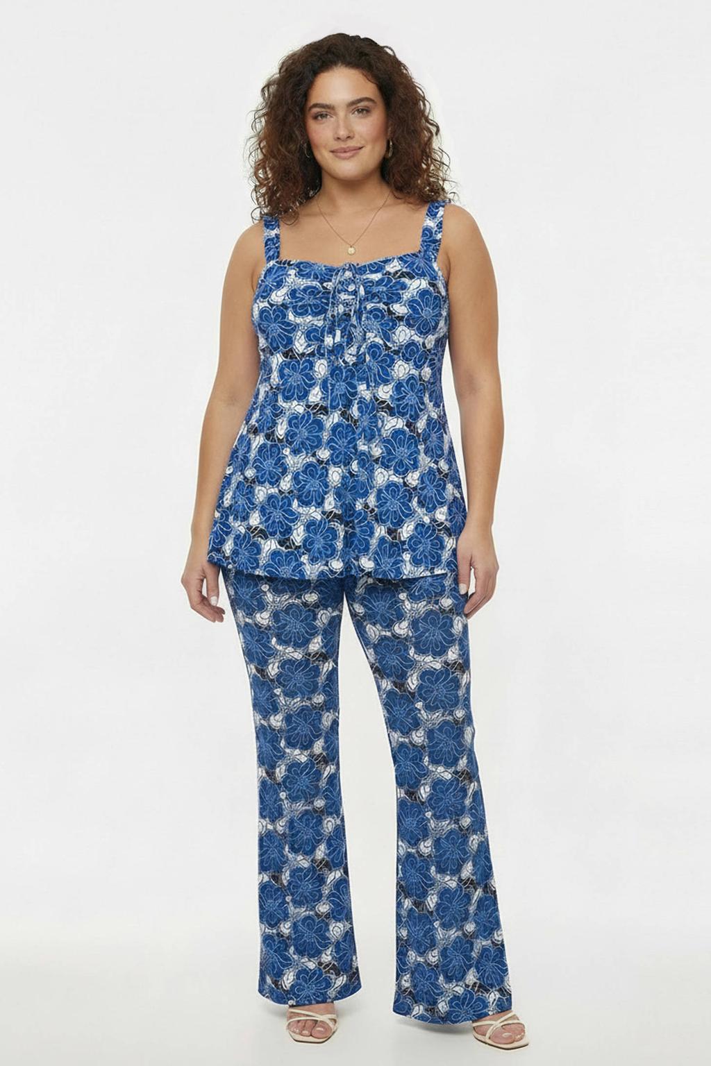YOEK gebloemde top blauw