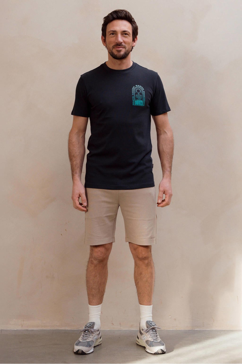 Donkerblauwe heren Kultivate regular fit T-shirt met korte mouwen en ronde hals