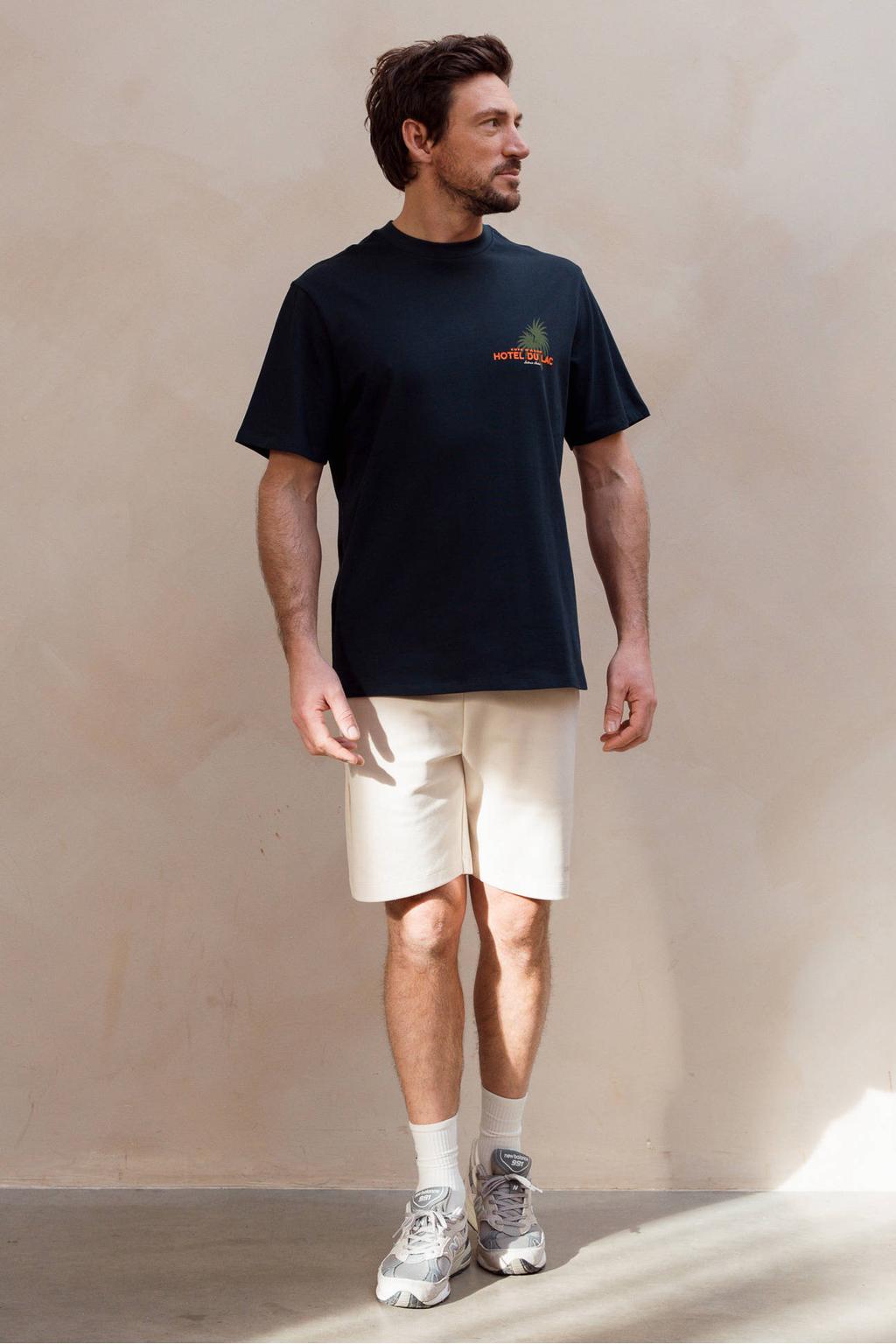 Donkerblauwe heren Kultivate relaxed fit T-shirt met korte mouwen en ronde hals