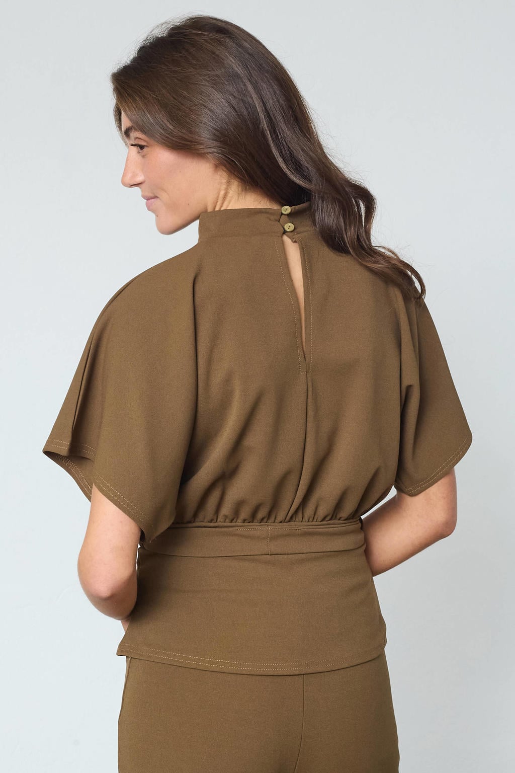 Donkergroene dames SisterS Point blousetop van polyester met effen, korte mouwen, opstaande kraag, striksluiting en ceintuur